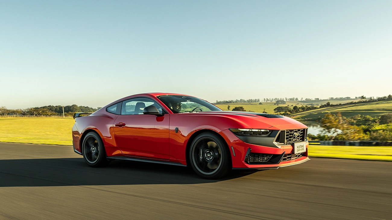 Ford Mustang Dark Horse