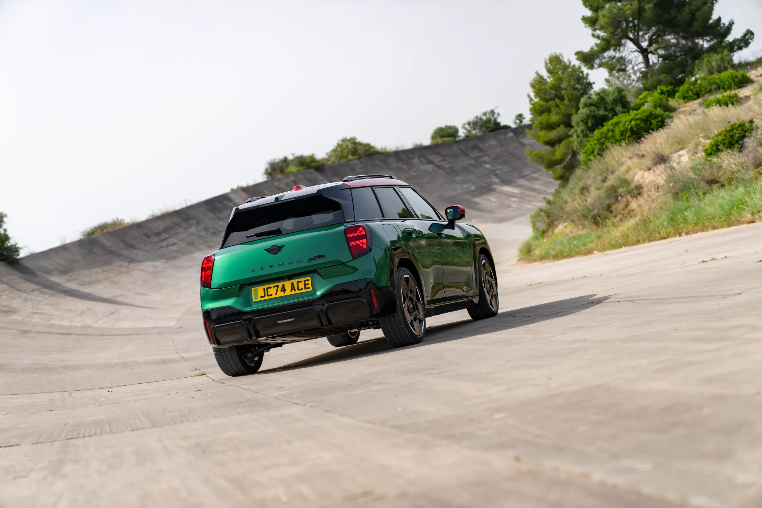 Mini JCW Aceman E