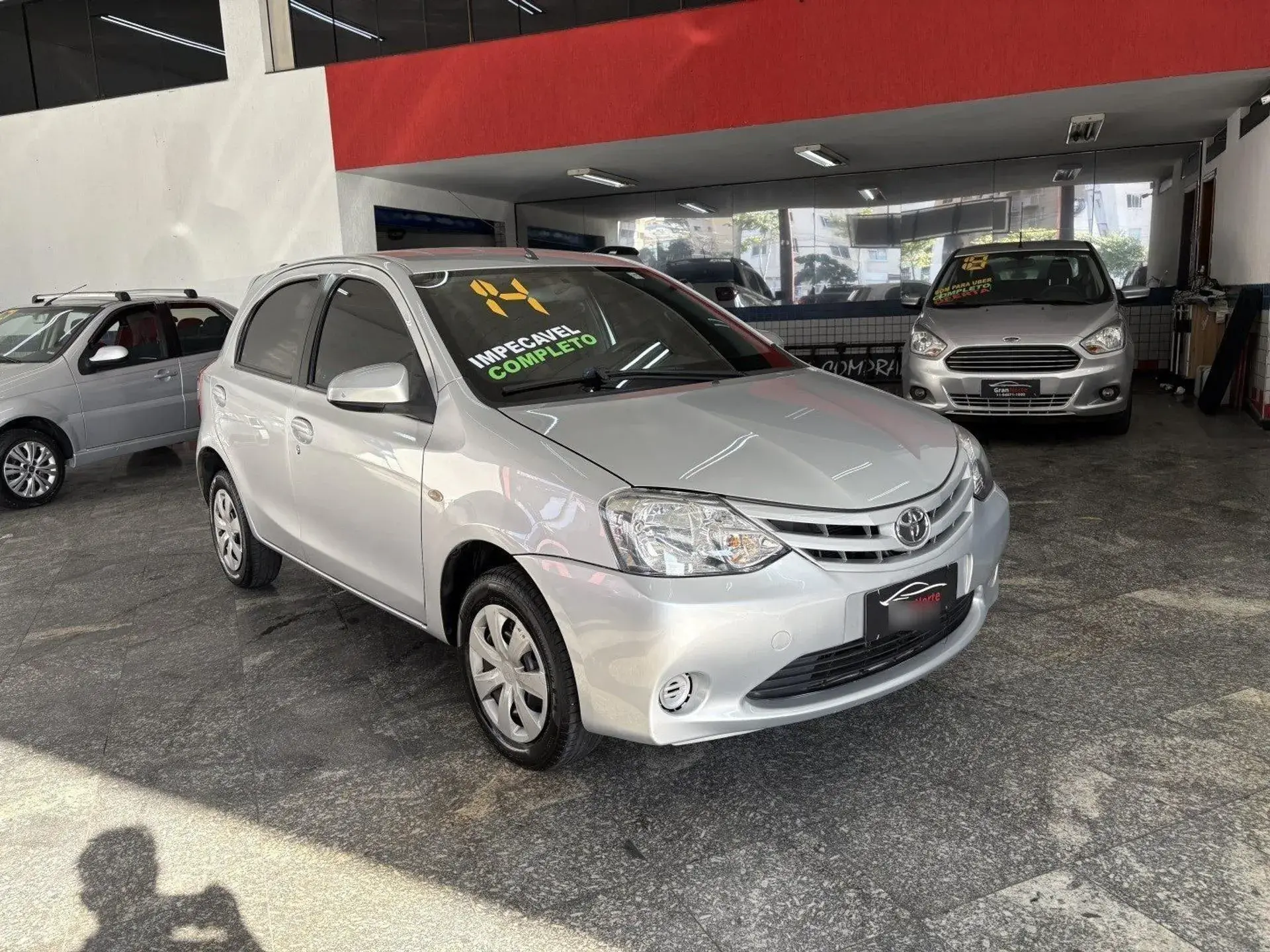 Carros pequenos e confiáveis: Toyota Etios Usado