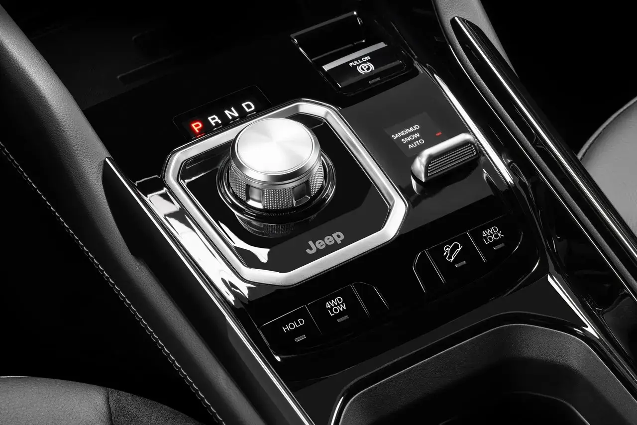 Jeep Commander linha 2026 já está disponível