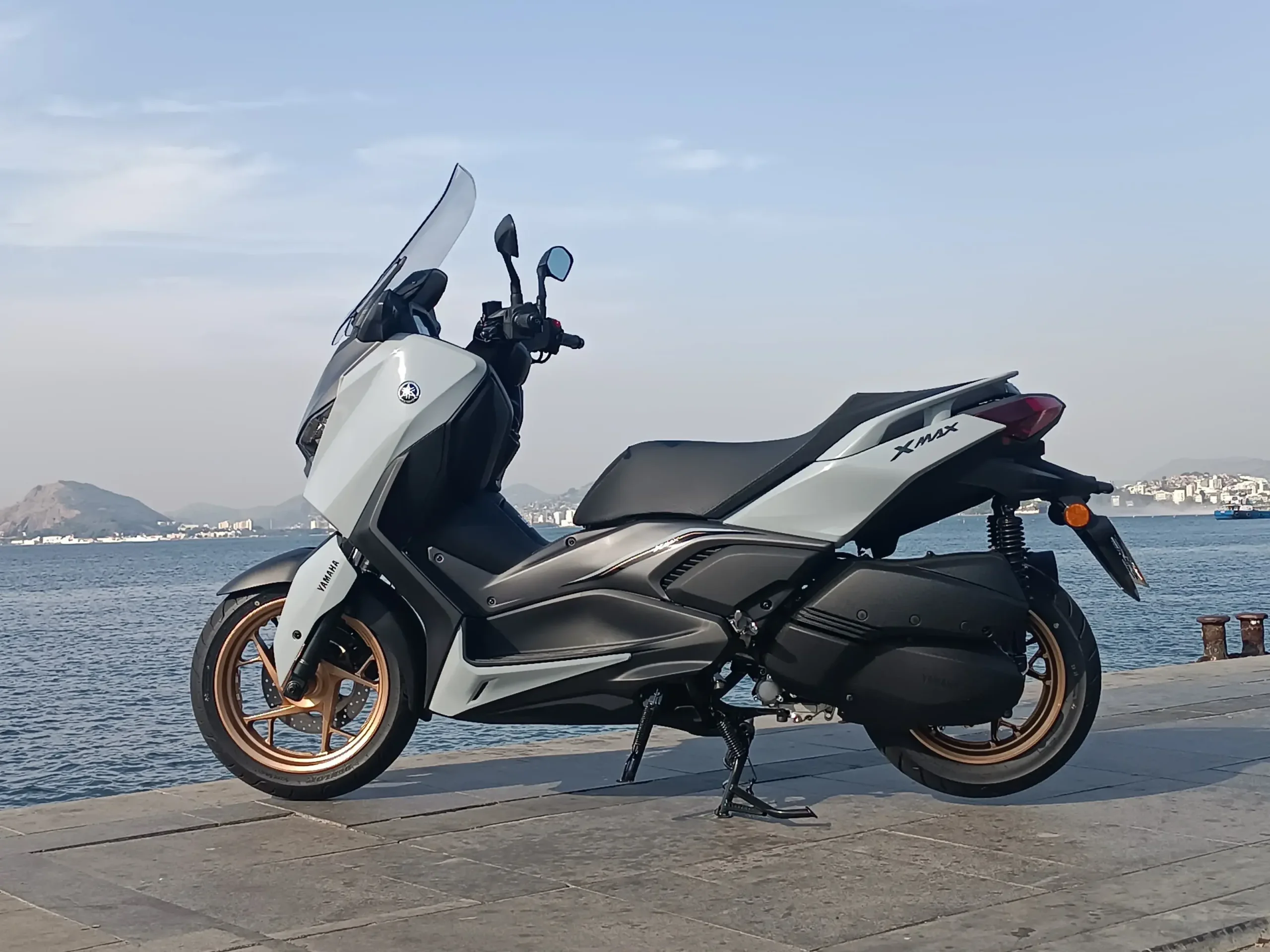 Testamos o Yamaha Xmax 300 Connected