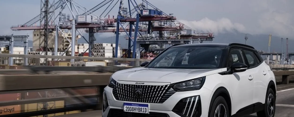 Peugeot 2008 híbrido está com descontos de até R$ 30 mil