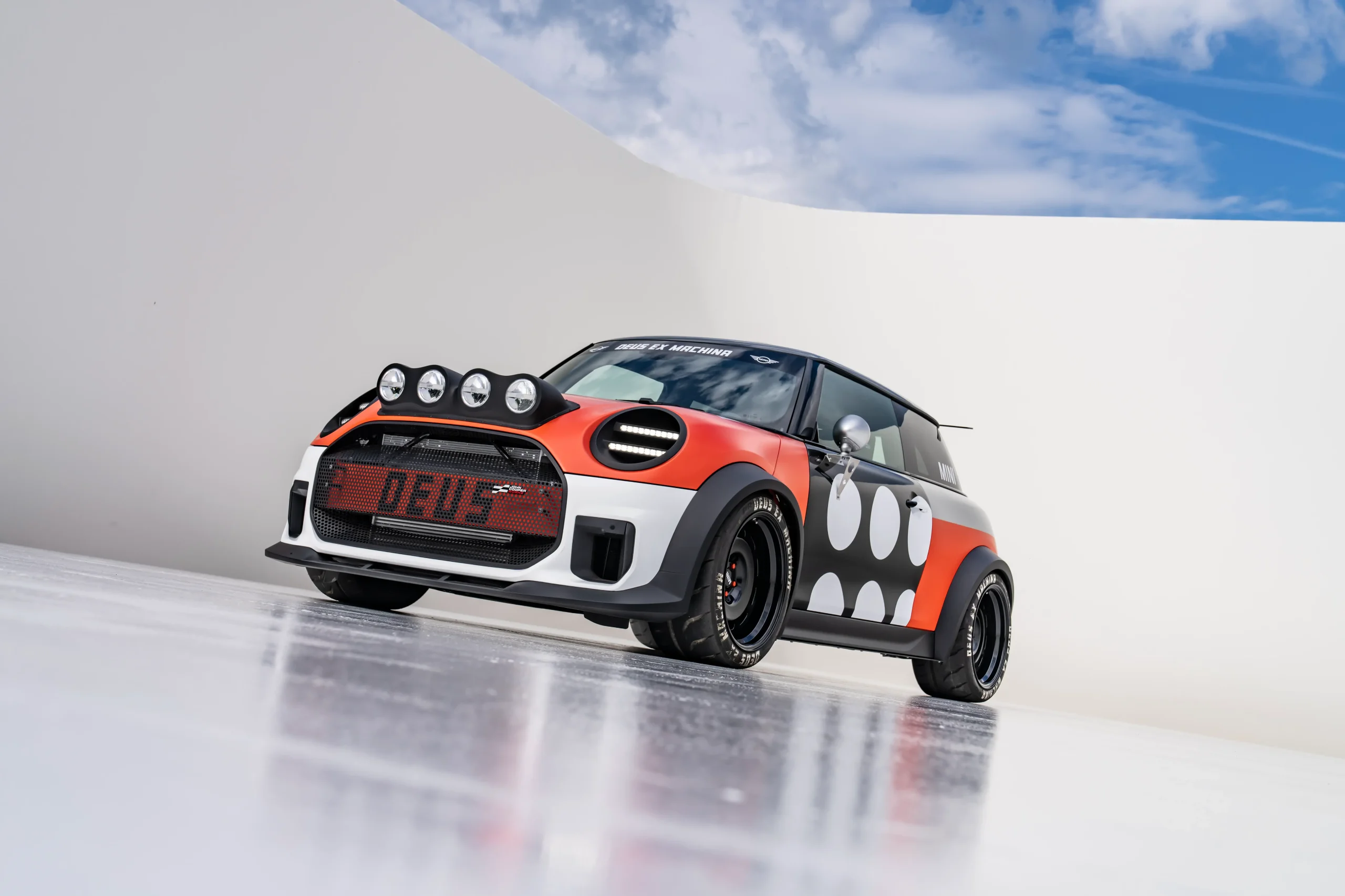 Mini Jcw The Machina