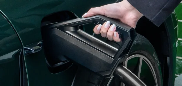 Entenda as diferenças entre cada tipo de carregador de carro elétrico