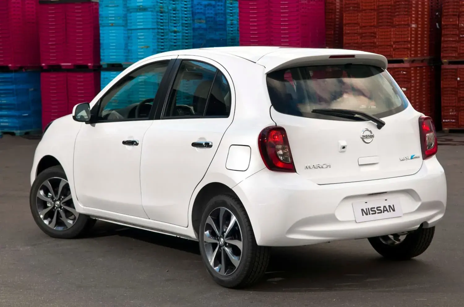 Nissan March automático é hoje uma excelente opção de carro usado