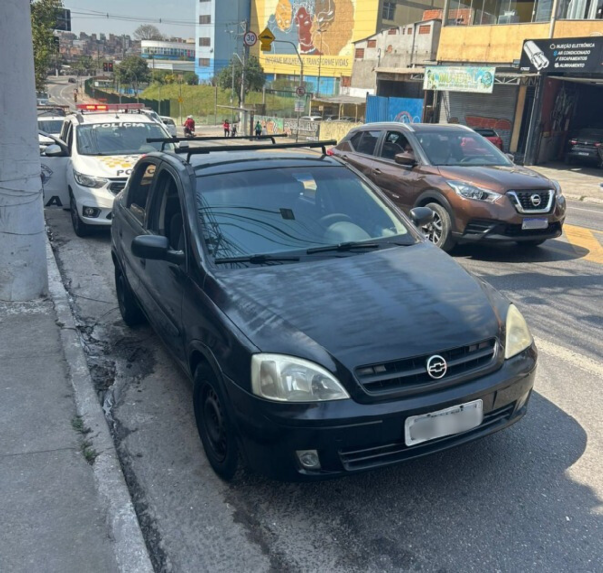 Carro de dono fantasma é apreendido com mais de R$ 120 mil em multas