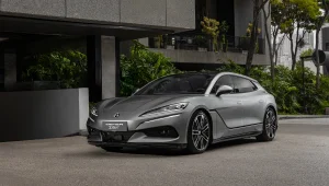 Denza Z9 GT aparece pela primeira vez no Brasil