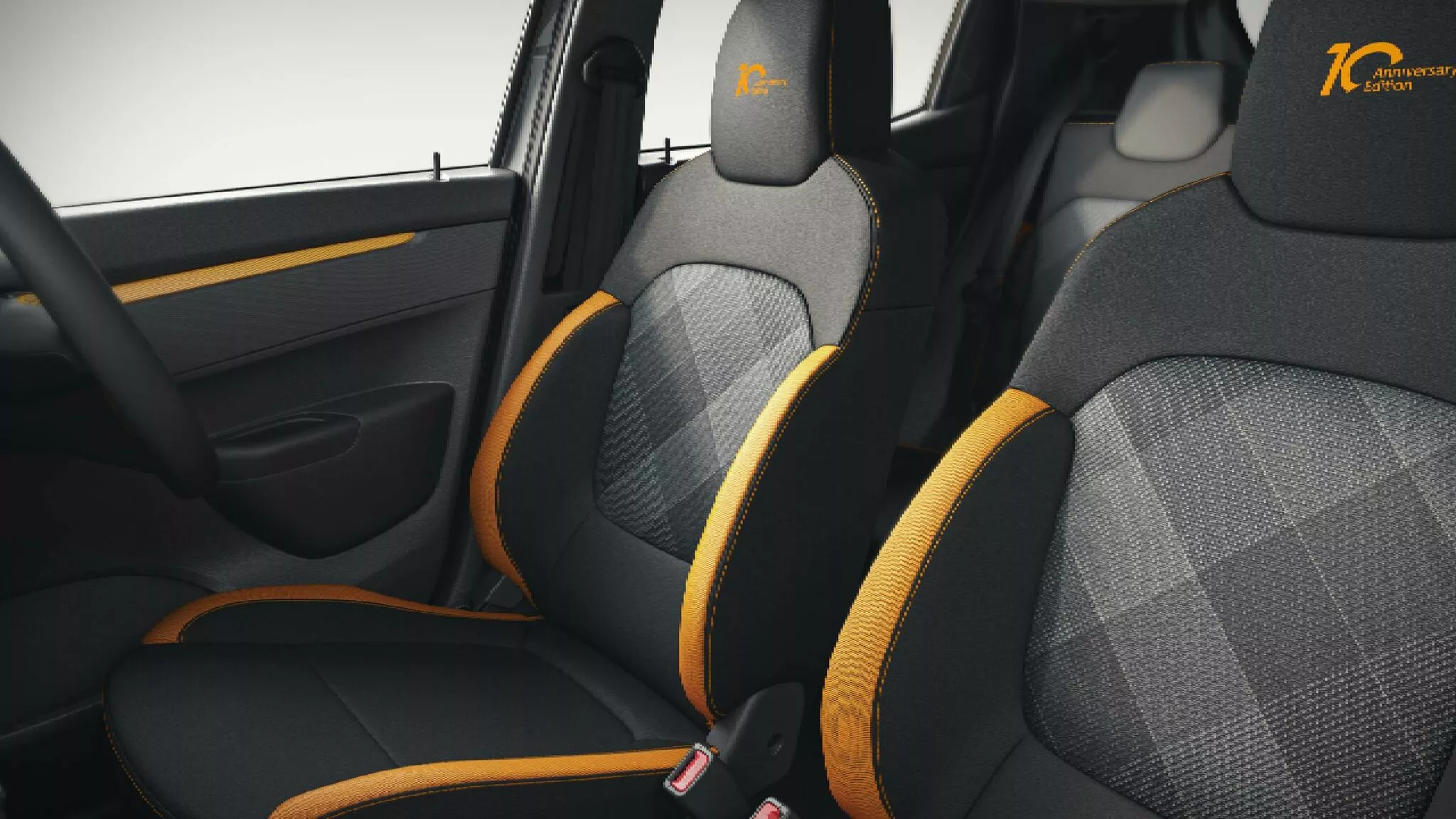 Renault Kwid 10th Anniversary 1