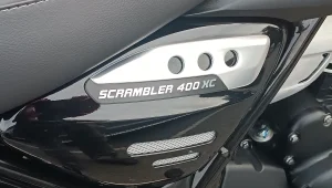 A Triumph Scrambler 400 vai ganhar uma nova versão: a 400 XC