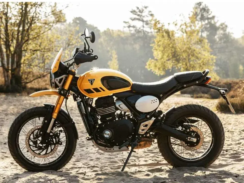 A Scrambler 400 XC é um dos modelos contemplados na ação comercial de início de ano da Triumph 
