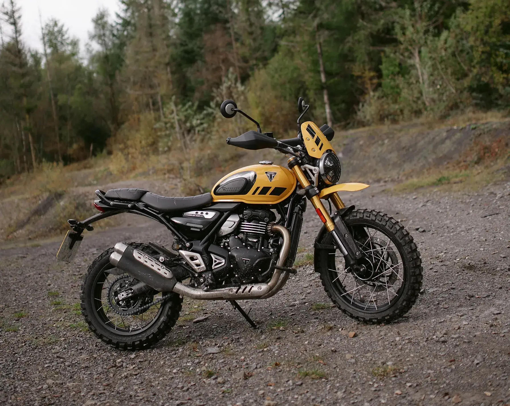 A Triumph Scrambler ganha uma nova versão mais incrementada - a XC, que custa R$ 37.990