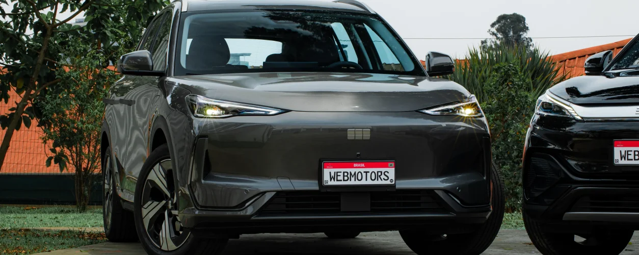 Entre os carros elétricos, o Geely EX5 é o que vai mais longe