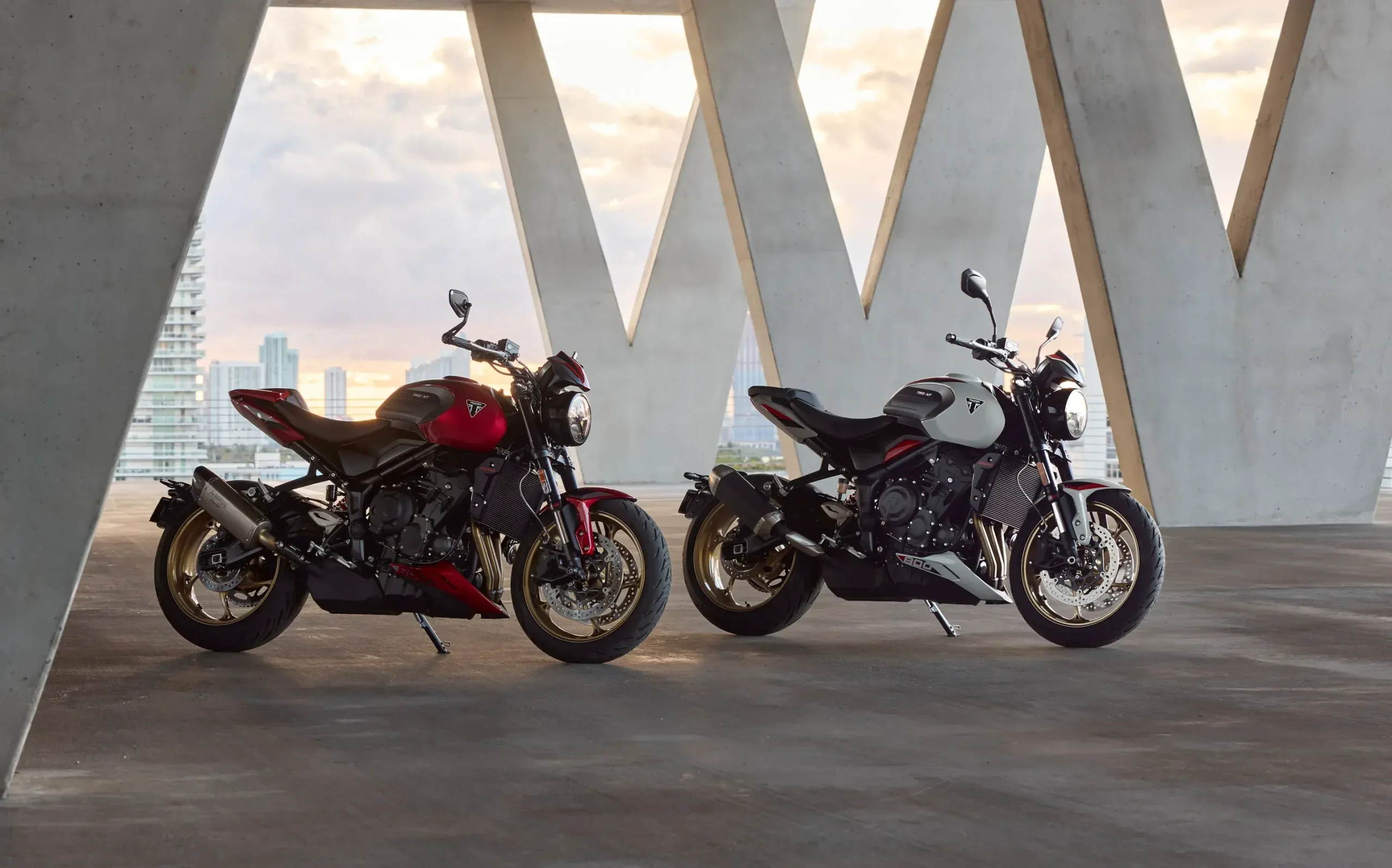 Triumph lança a Trident 800, uma naked que promete ser um canhão