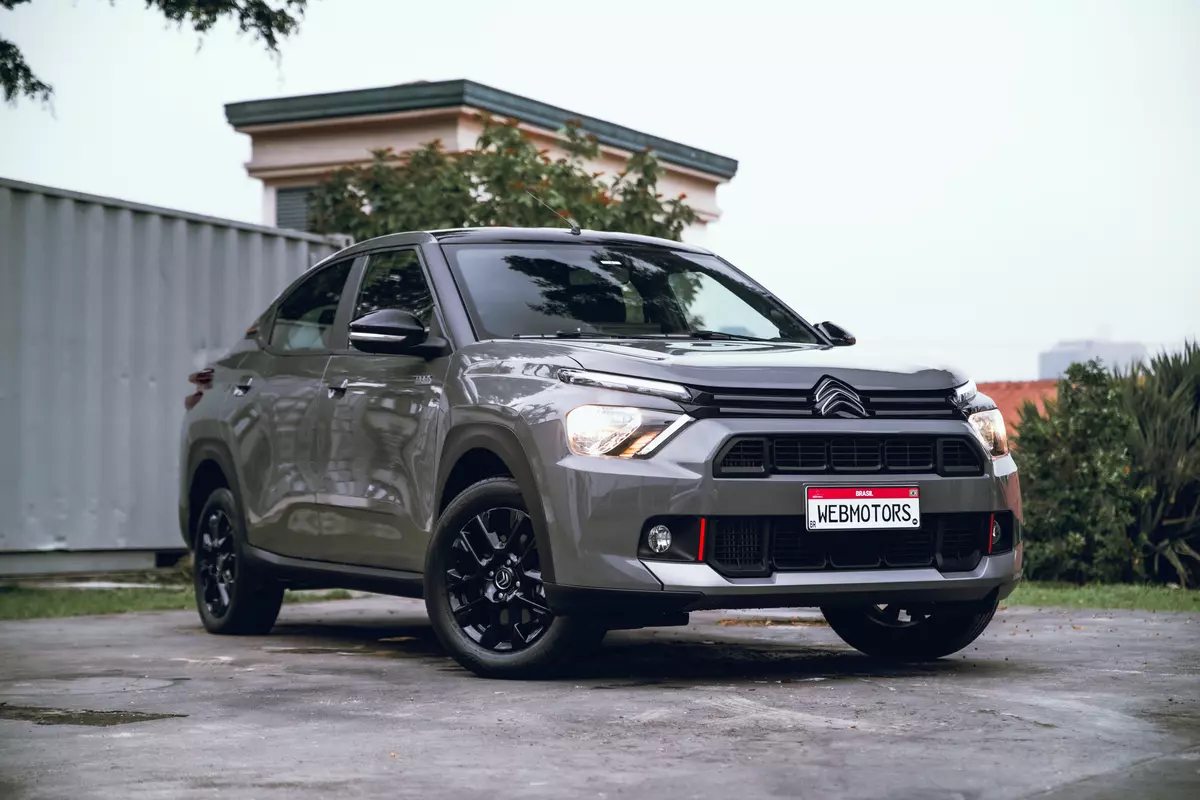 Citroën Basalt Dark Edition