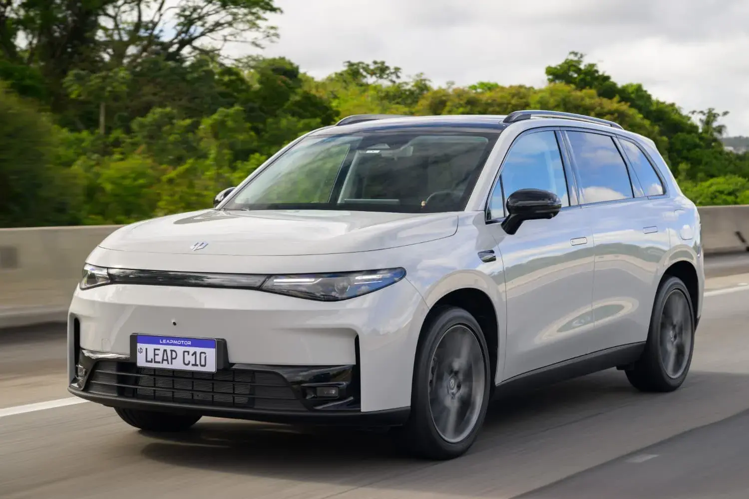 Leapmotor C10 Ultra Híbrido Reev (4)