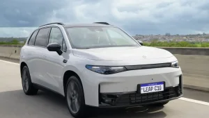 Leapmotor C10 Ultra Híbrido Reev (14)