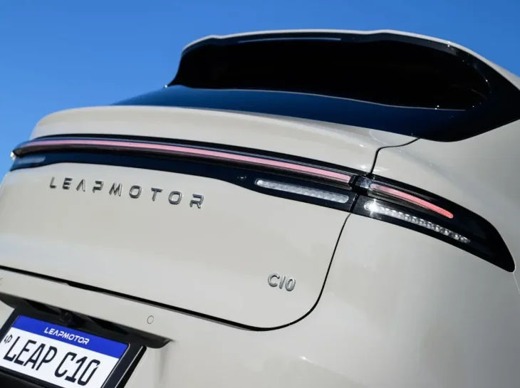 Leapmotor C10 REEV: elétrico sem estresse
