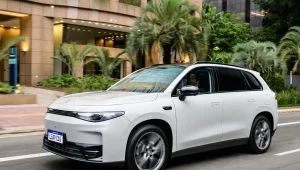 Leapmotor C10 Ultra Híbrido Reev (64)