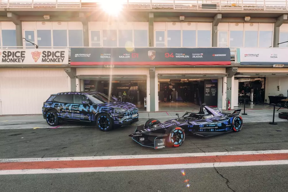 Porsche Cayenne elétrico é SUV com alma de carro de corrida