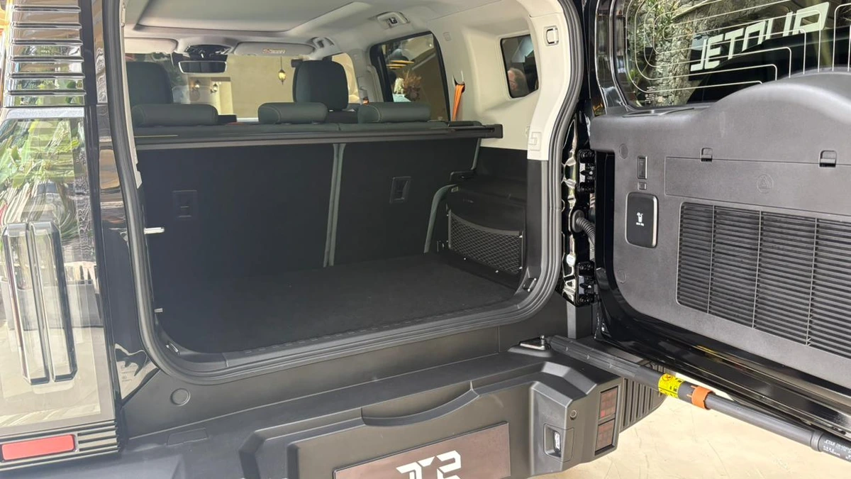 Jetour chega ao Brasil com três SUVs PHEV