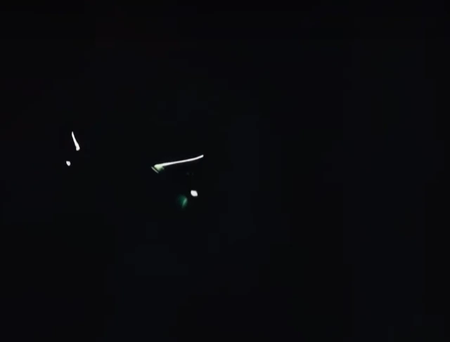 Teaser mostra destalhes dos faróis do Toyota Yaris Cross