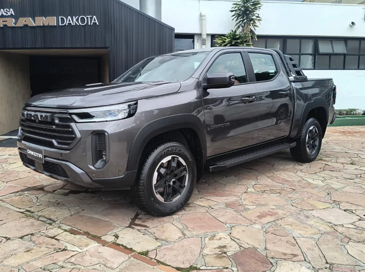 Ram Dakota terá duas versões e motor de 200 cv