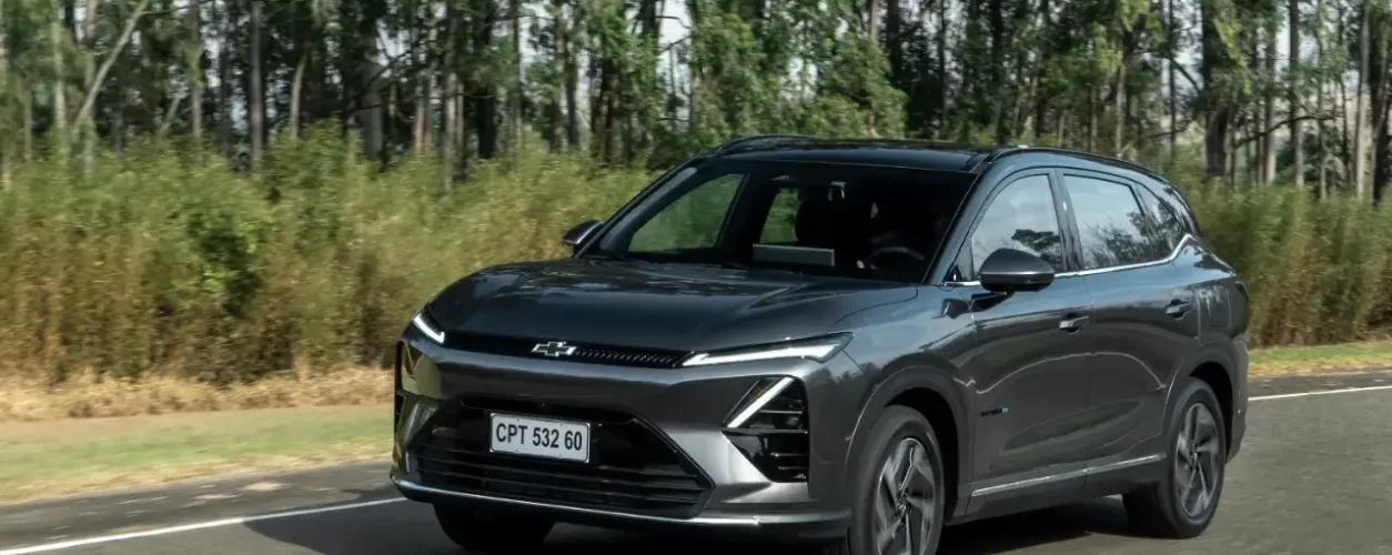 Chevrolet Captiva EV 2026 chega ao Brasil em novembro