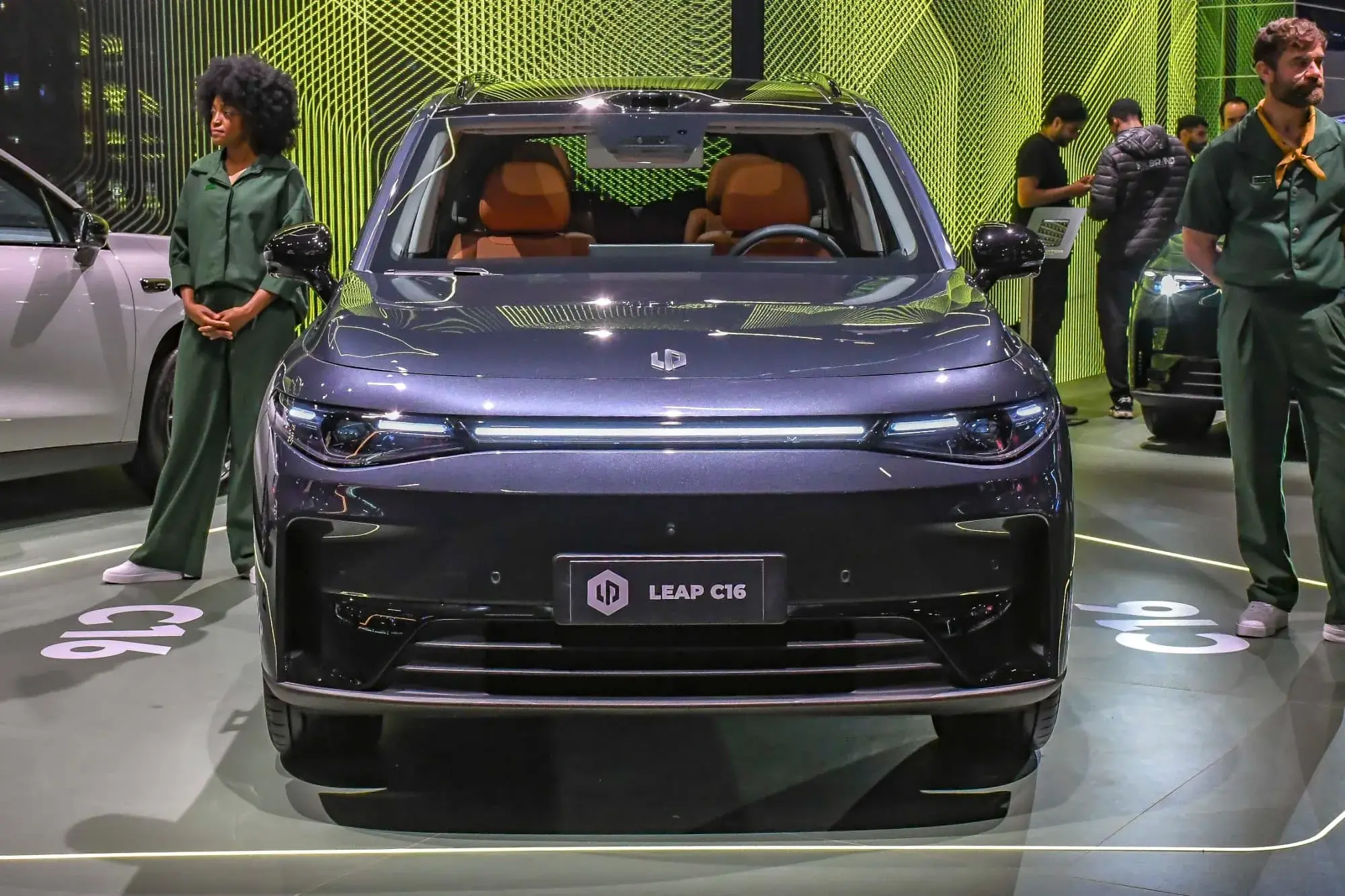 Leapmotor C16 pode ser o terceiro carro da marca a ser vendido no Brasil