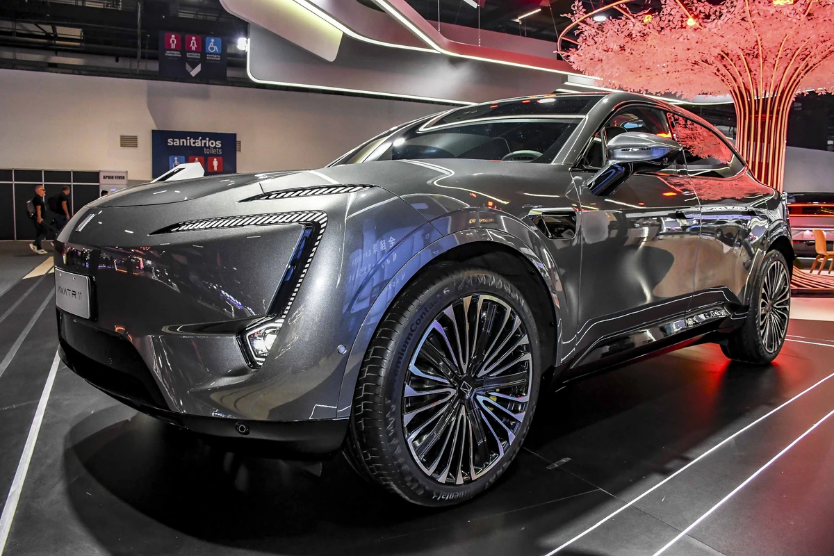 Avatr 11 já está em pré-venda no Brasil