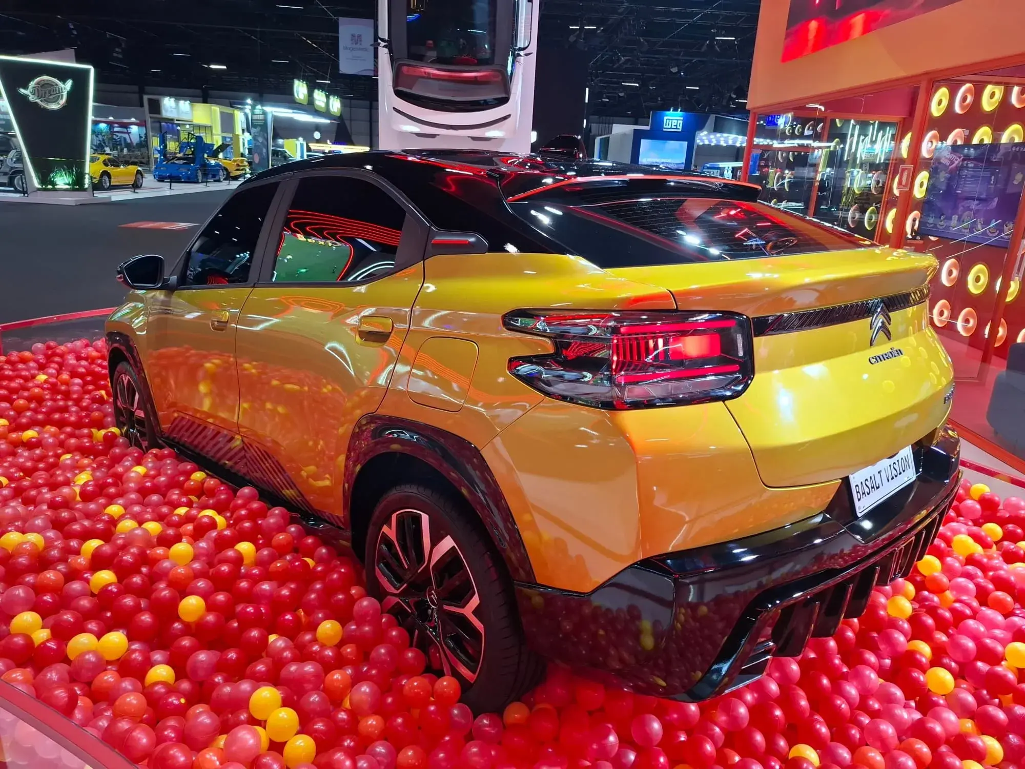 Citroën Basalt Vision é uma visão de um conceito mais apimentado do SUV