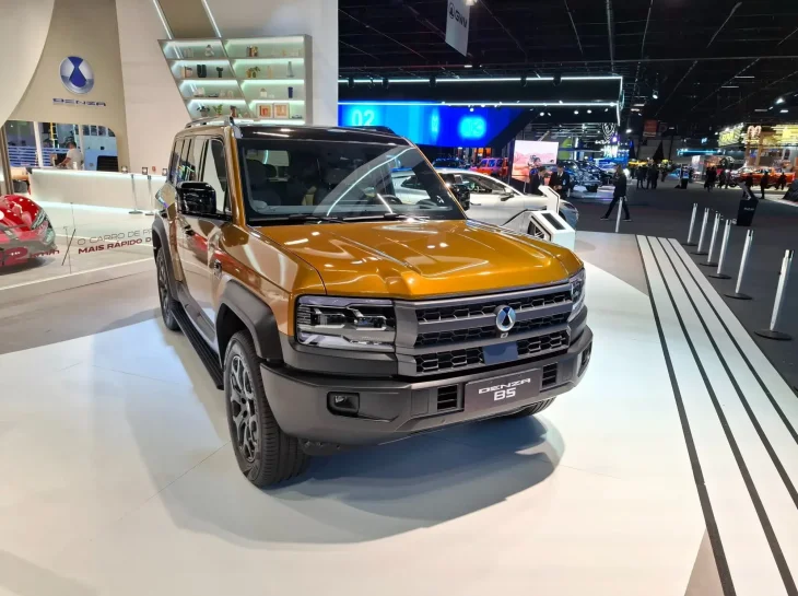 Marca de luxo da BYD inaugura primeira loja em SP