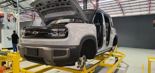 Produção de automóveis recua em novembro