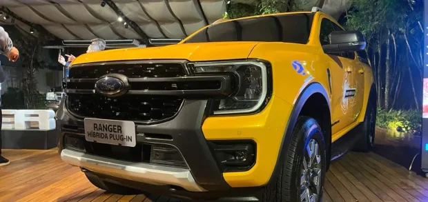 Ford Ranger Híbrida plug-in está confirmada para o Brasil