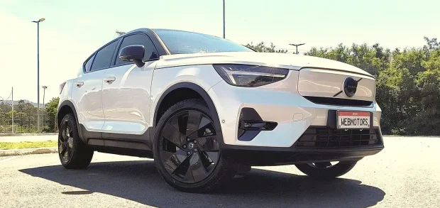 Volvo Ec40 Black Edition (1) (2)