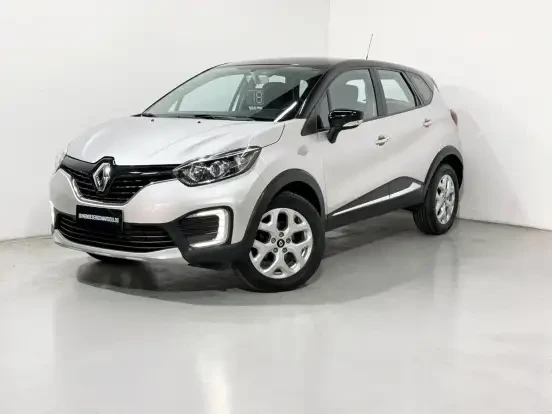 Renault Captur branco em estacionamento com preço até 70 mil reais, destaque para design moderno e economia de combustível, ideal para quem busca SUV compacto.