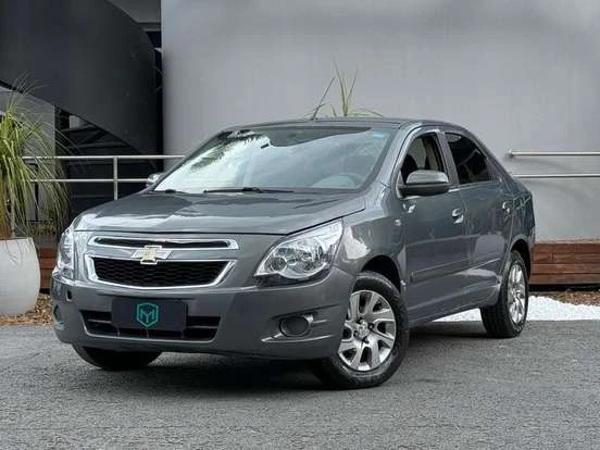 Chevrolet Cobalt automático em excelente estado, disponível por até R$ 40 mil. Carro compacto, confortável e econômico para quem busca bom custo-benefício.