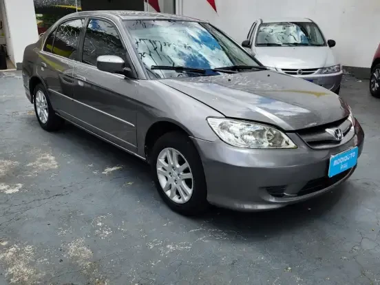 Honda Civic usado com preço até 30 mil reais, excelente oportunidade de compra, carro econômico e confiável para o dia a dia, perfeito para quem busca economia e qualidade.