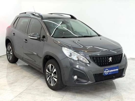 Peugeot 2008 cinza, SUV compacto com design moderno, equipado com tecnologias avançadas e ideal para quem busca conforto e desempenho por até 80 mil reais.