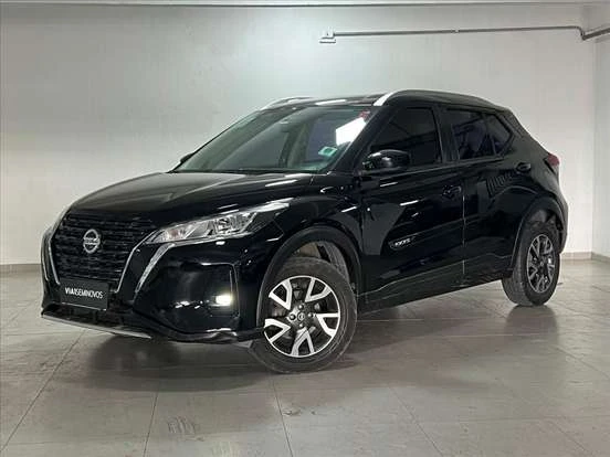 Nissan Kicks preto em excelente estado, disponível para compra com preço até 90 mil reais, ideal para quem busca um SUV moderno e econômico.
