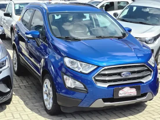 Ford EcoSport azul completo à venda por até 90 mil reais, excelente condição de conservação.