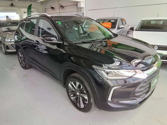 Chevrolet Tracker preta em excelente estado à venda por até 130 mil reais, perfeito para quem busca SUV compacto com tecnologia avançada e bom desempenho.