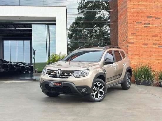 Renault Duster Bege em ótimo estado, disponível por até 110 mil reais, ideal para quem busca SUV compacto com bom desempenho e design moderno.