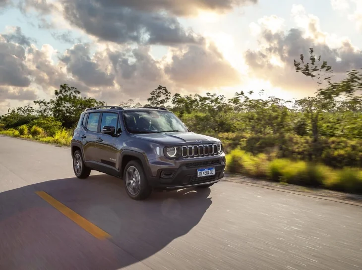 Jeep Renegade tem bônus de R$ 30 mil em promoção