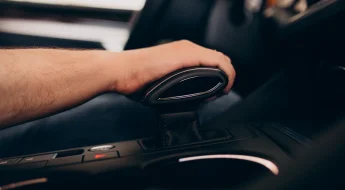 Confira o ranking dos 10 carros automáticos mais baratos do Brasil em 2026