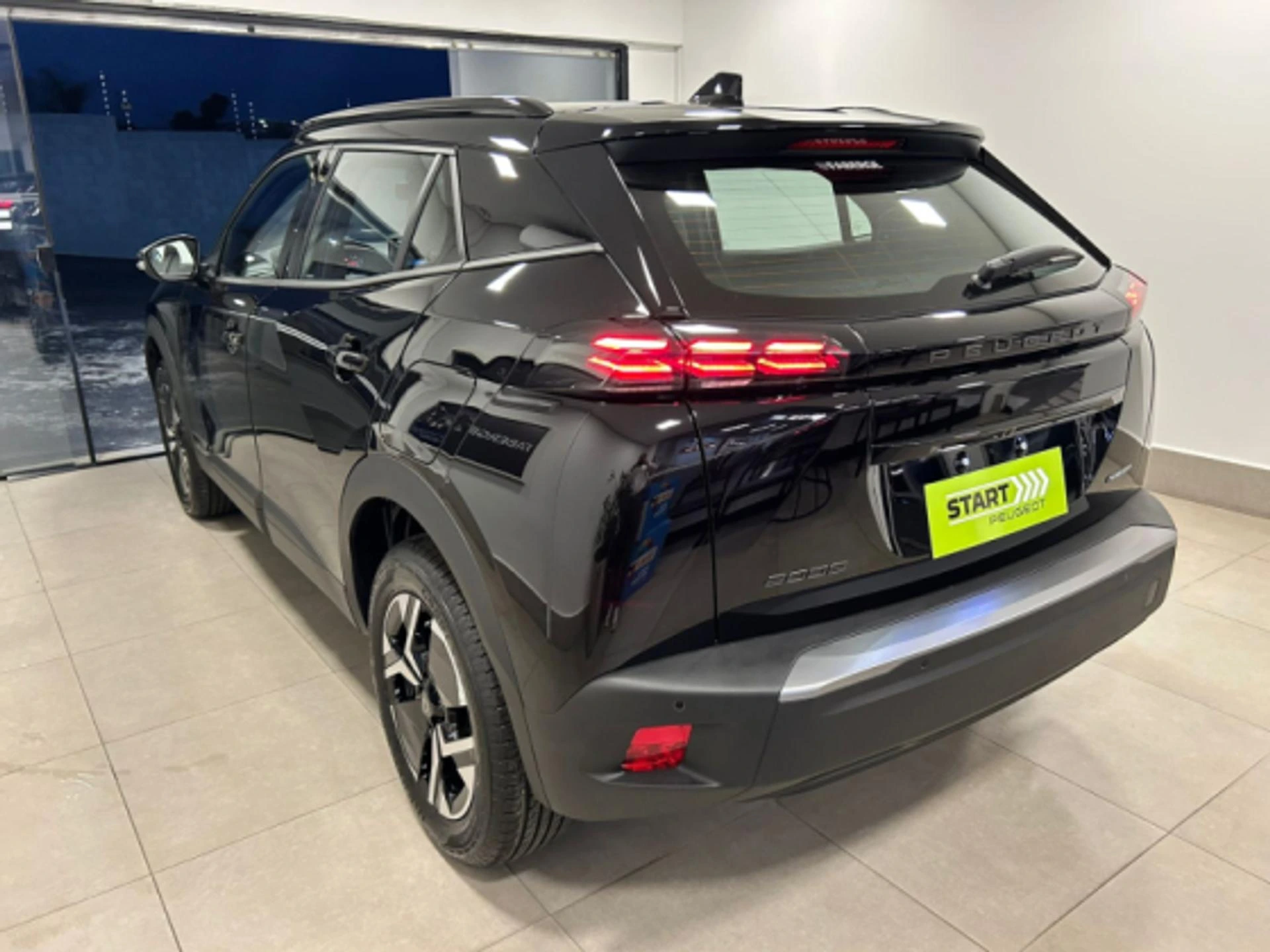 Peugeot 2008 1.0 Turbo 200 Flex Active Cvt Wmimagem11273487930