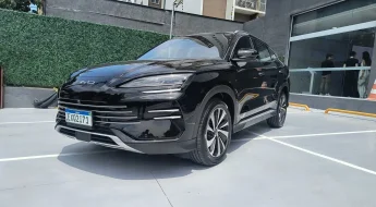 BYD cresce mais de 70% em um ano