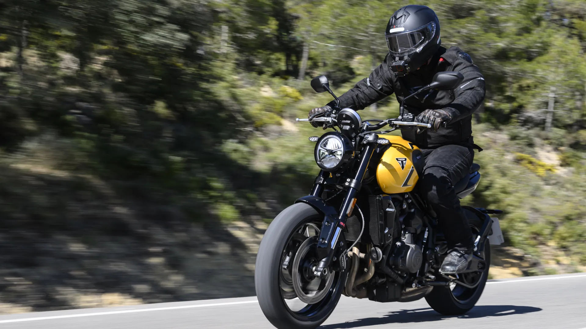 Renovada, Triumph Trident 660 fica mais esportiva