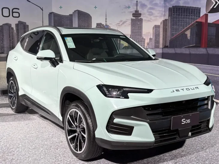 Jetour inicia operação e terá 6 carros no Brasil