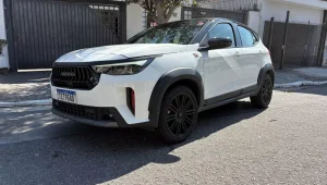 Pulse Abarth não é racional, e isso é ótimo