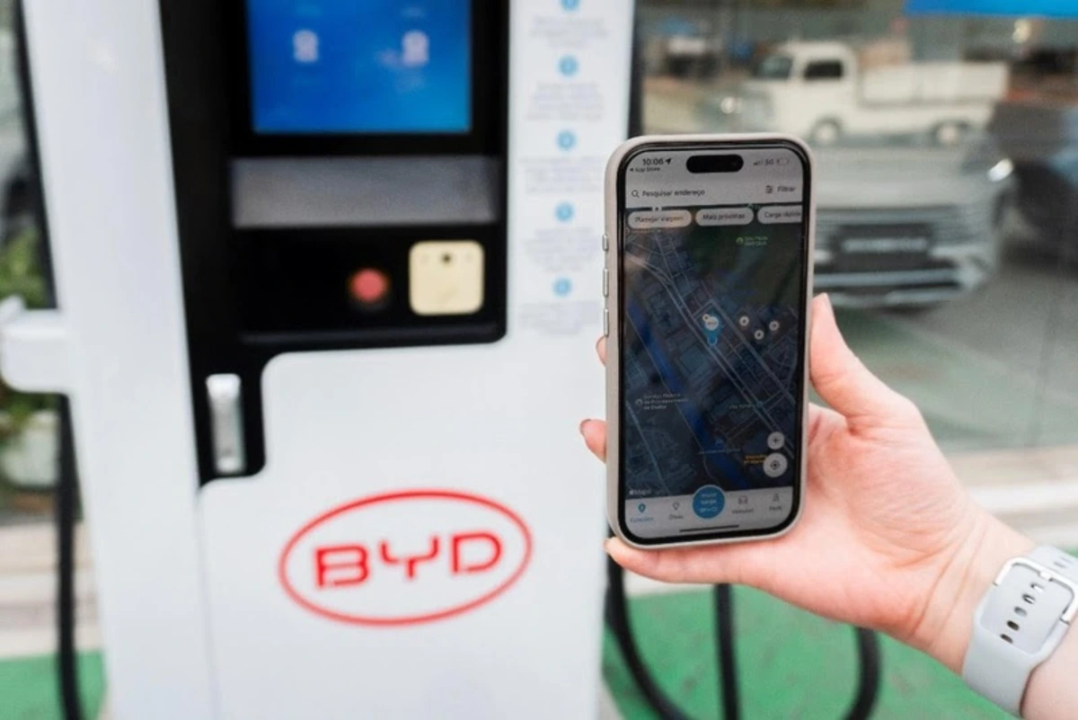 BYD promete carregadores ultrarrápidos ainda em 2026